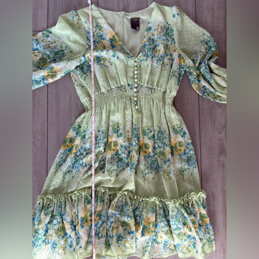 Taylor Vintage Style floral chiffon dress - Picture 6 of 8